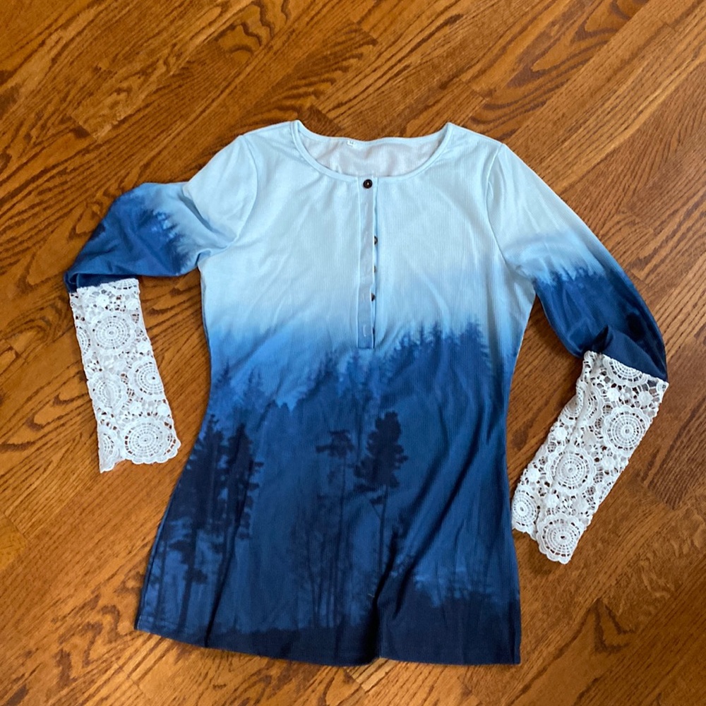 Cute slim top